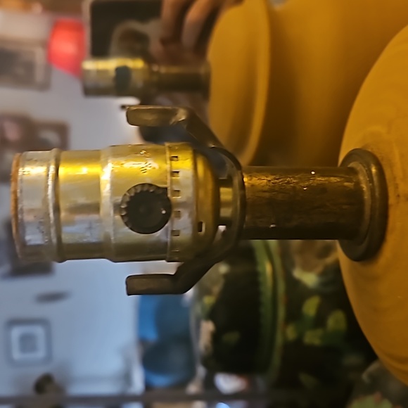 1940s Italy marked " handmade pottery lamp and Free- eyelet handcrafted shade - Picture 9 of 14